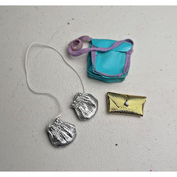 Vintage Barbie Doll Accessories Silver Gloves, Gold Clutch & Blue Bag 60s 70s 80 - Picture 11 of 11